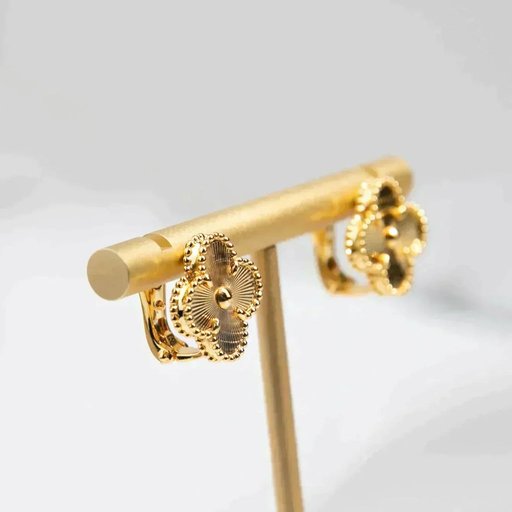TimiCLOVER MEDIUM 1 MOTIFS LASER EARRINGS