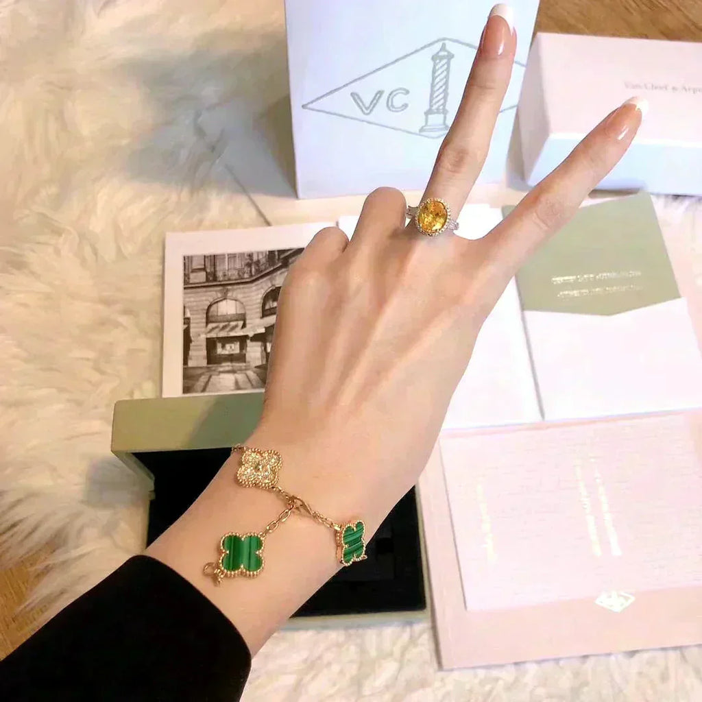 [Timi]New  CLOVER 5 MOTIF MALACHITE BRACELET COLLECTION