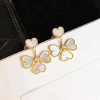 TimiCLOVER SWEET WHITE MOP EARRINGS