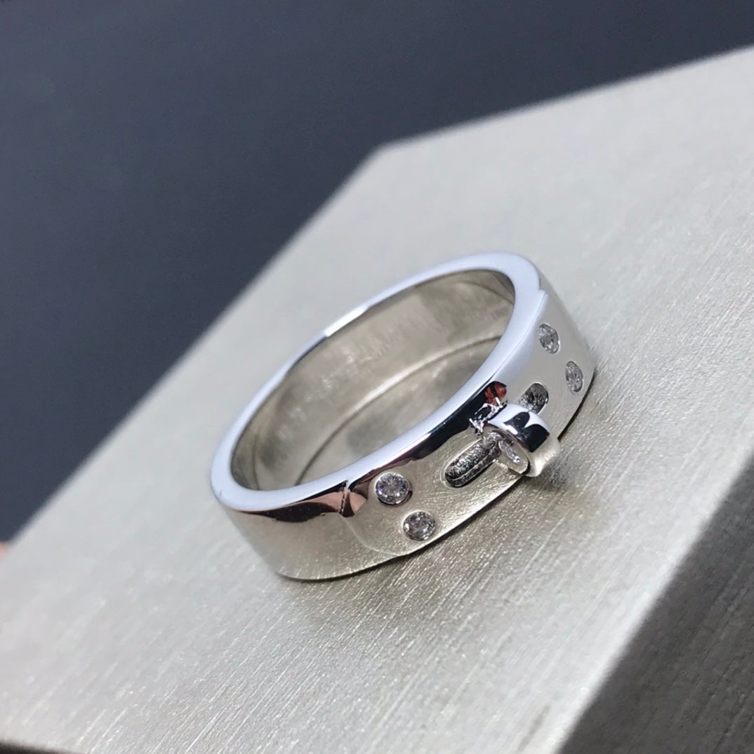 TimiKELLY MEDIUM RING