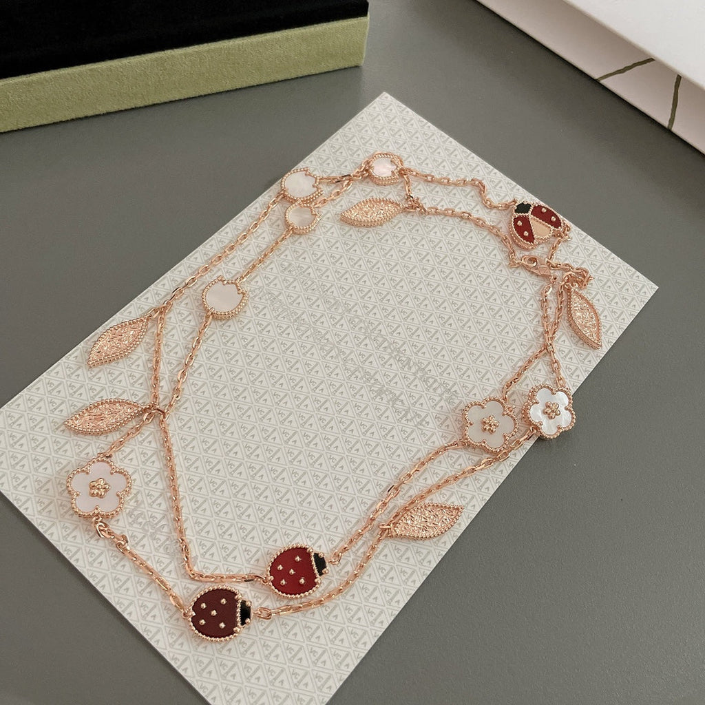 TimiLUCKY SPRING 15 MOTIFS ROSE GOLD NECKLACE