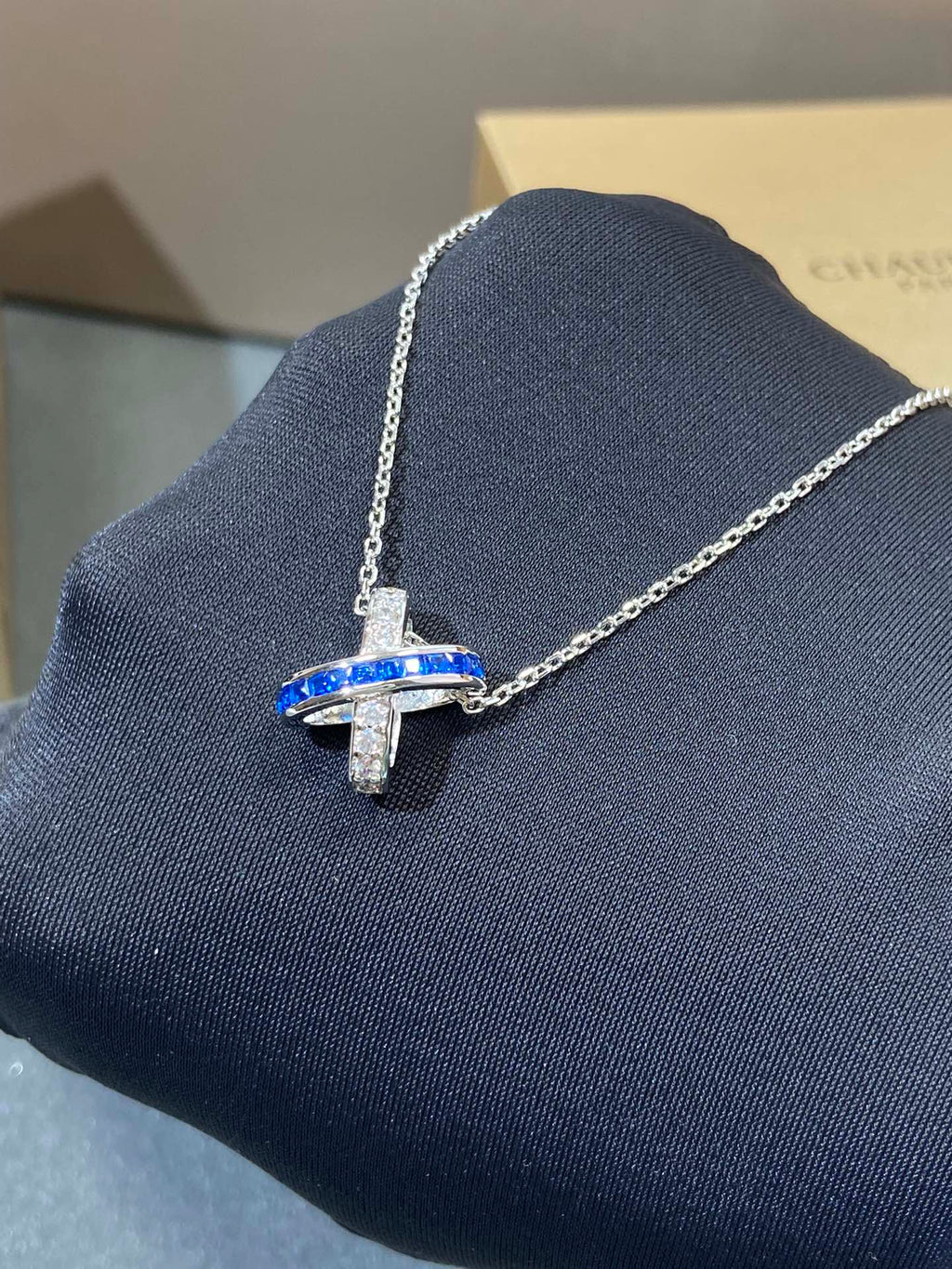 TimiLIENS DIAMOND SILVER NECKLACE