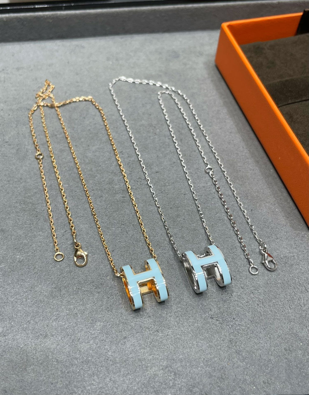 TimiPOP H SKY BLUE NECKLACE