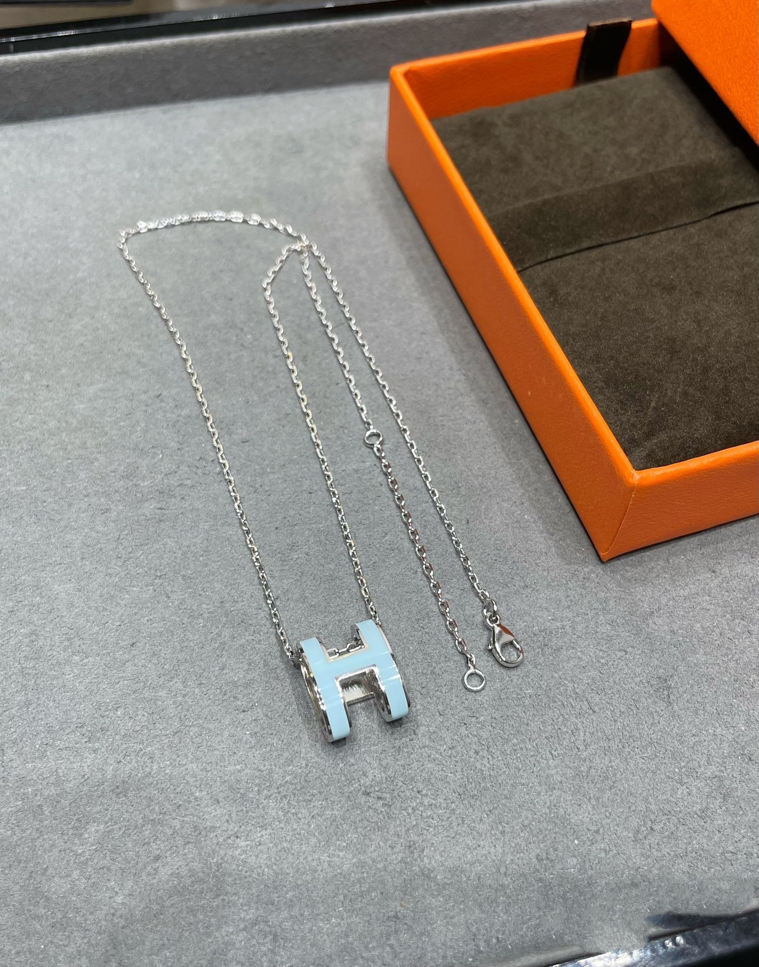 TimiPOP H SKY BLUE NECKLACE