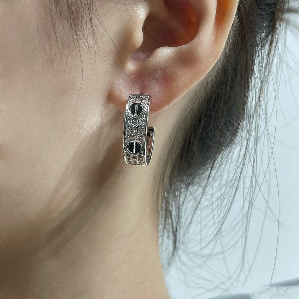 TimiLOVE CERAMIC DIAMOND PAVED SILVER EARRINGS