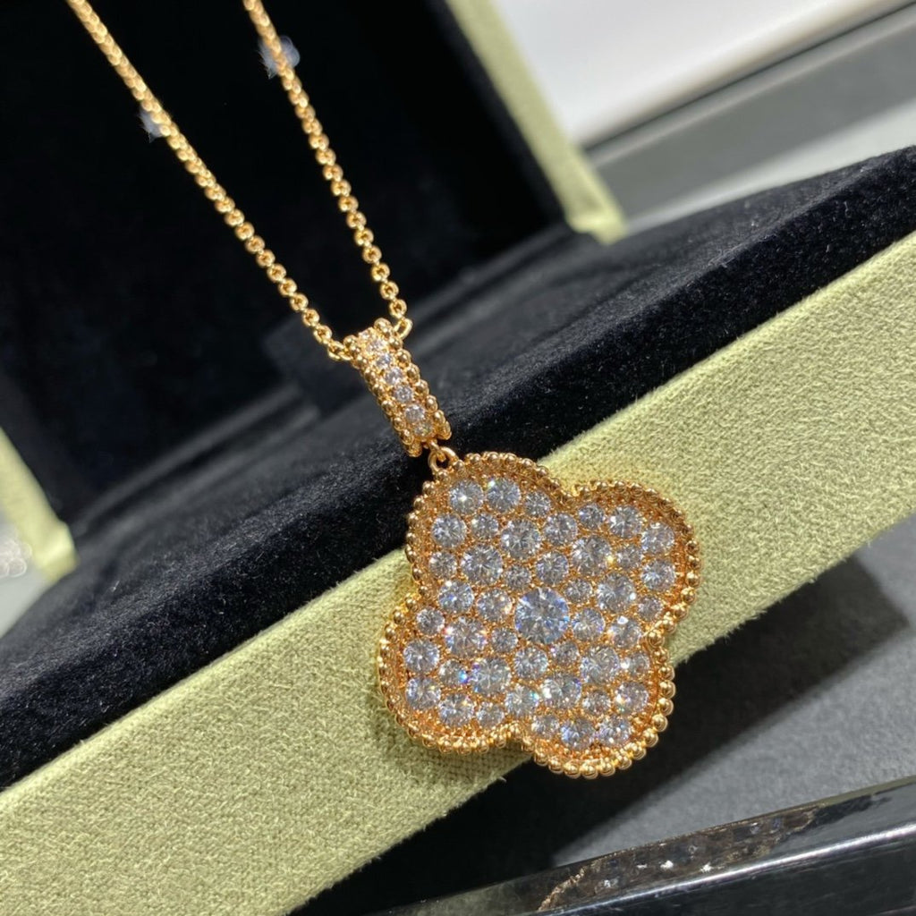 TimiCLOVER 25MM LARGE PEDANT DIAMOND PAVED LONG NECKLACE
