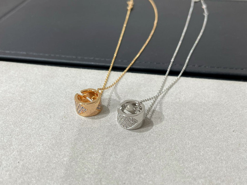 TimiLIENS EVIDENCE DIAMOND PAVED NECKLACE