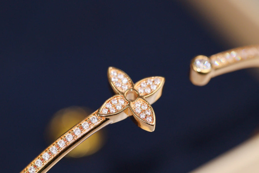 TimiIDYLLE PINK GOLD OPEN BRACELET DIAMOND PAVED