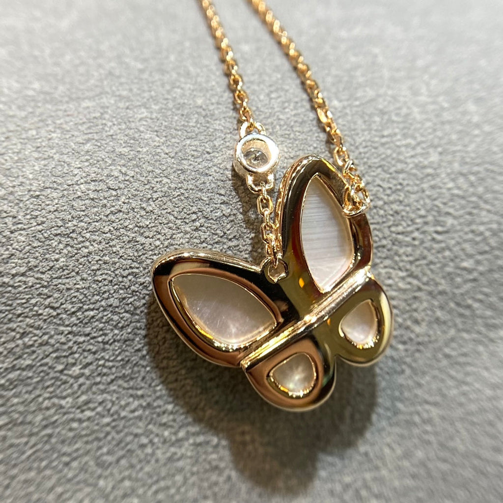 TimiBUTTERFLY MOP DIAMOND NECKLACE
