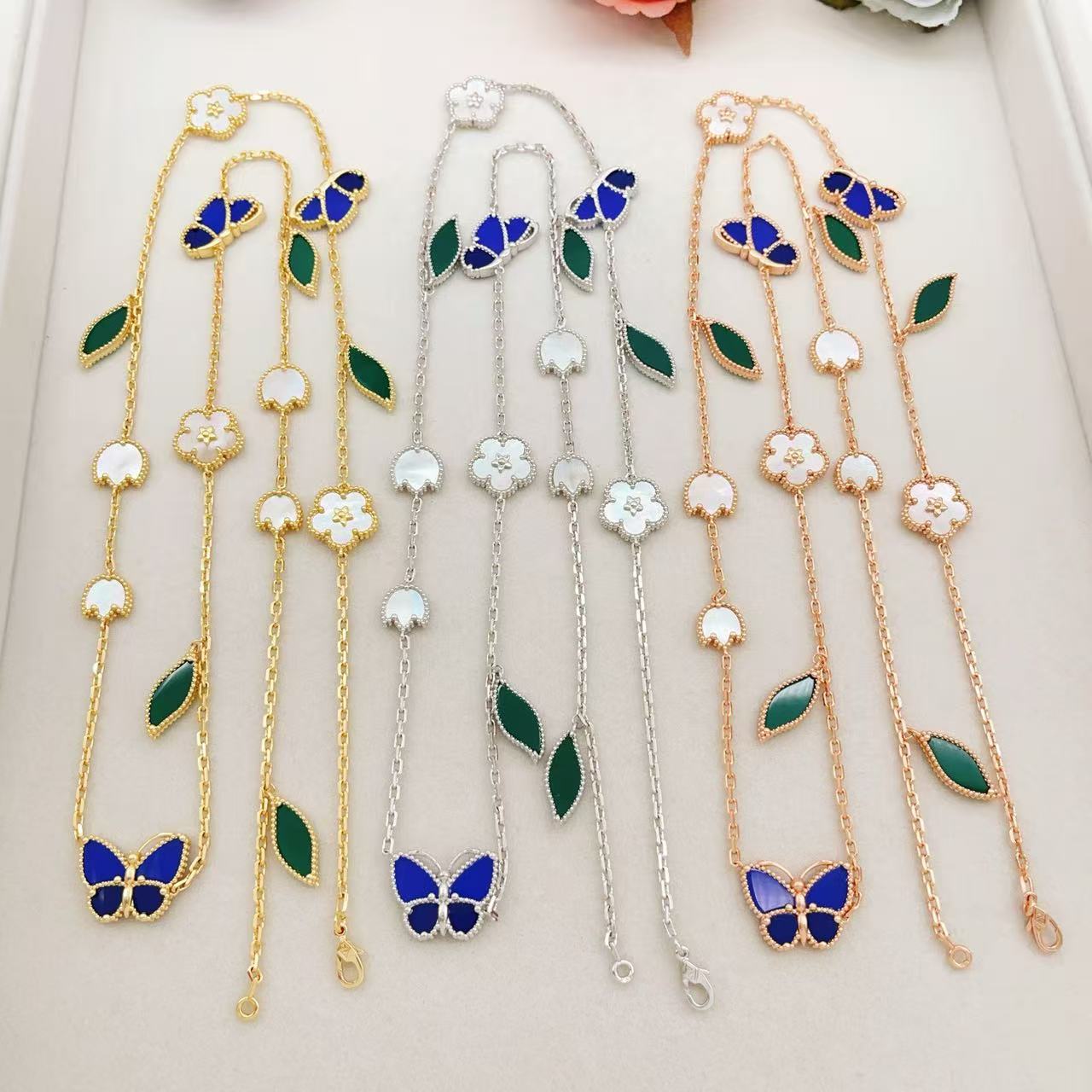 [Timi] 26 NEW CLOVER 15 MOTIFS LUCKY NECKLACE