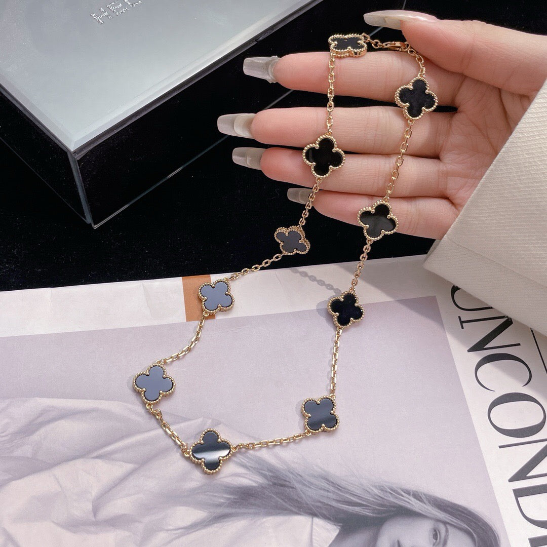 TimiCLOVER 10 MOTIFS ONYX NECKLACE