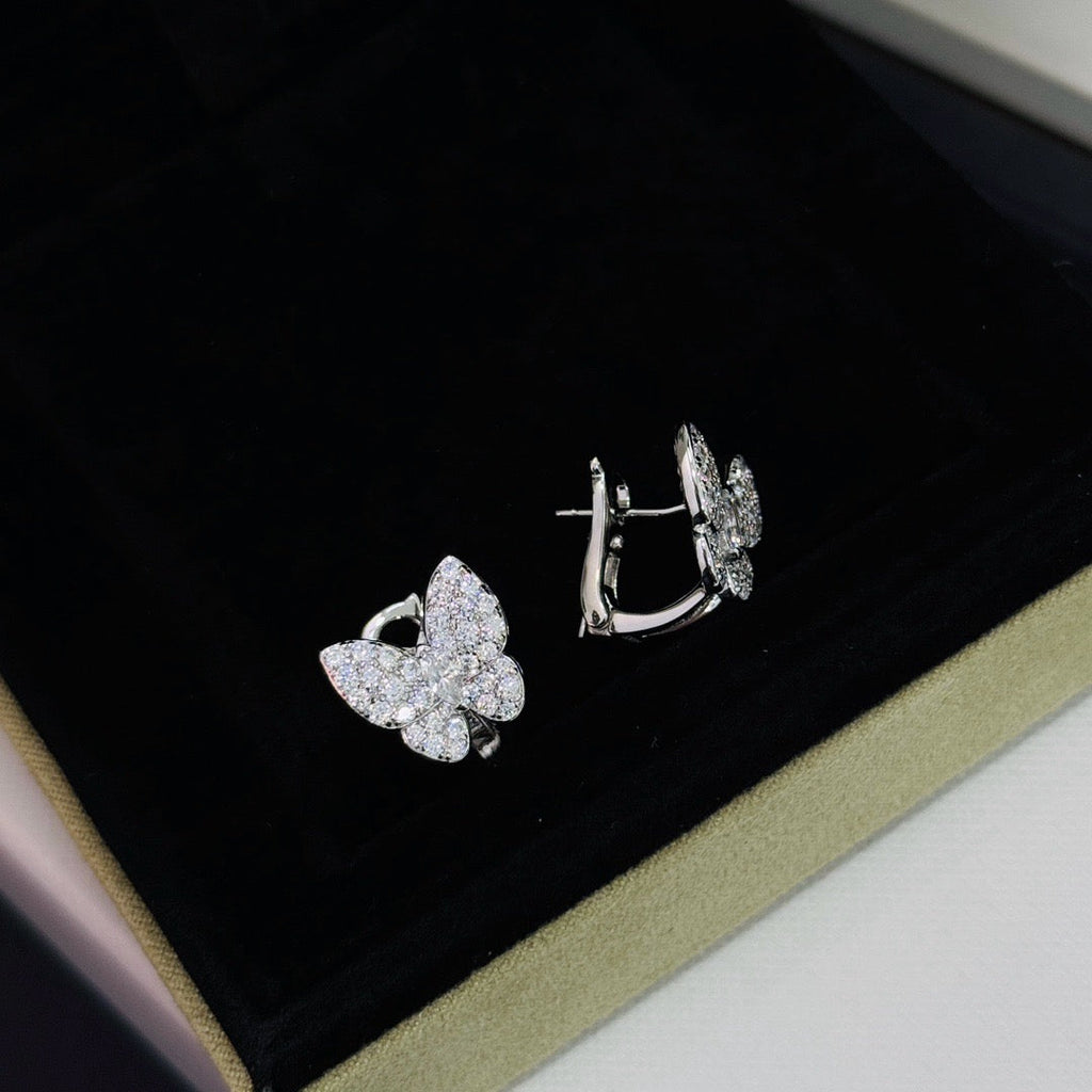 TimiBUTTERFLY ALL DIAMOND EARRINGS