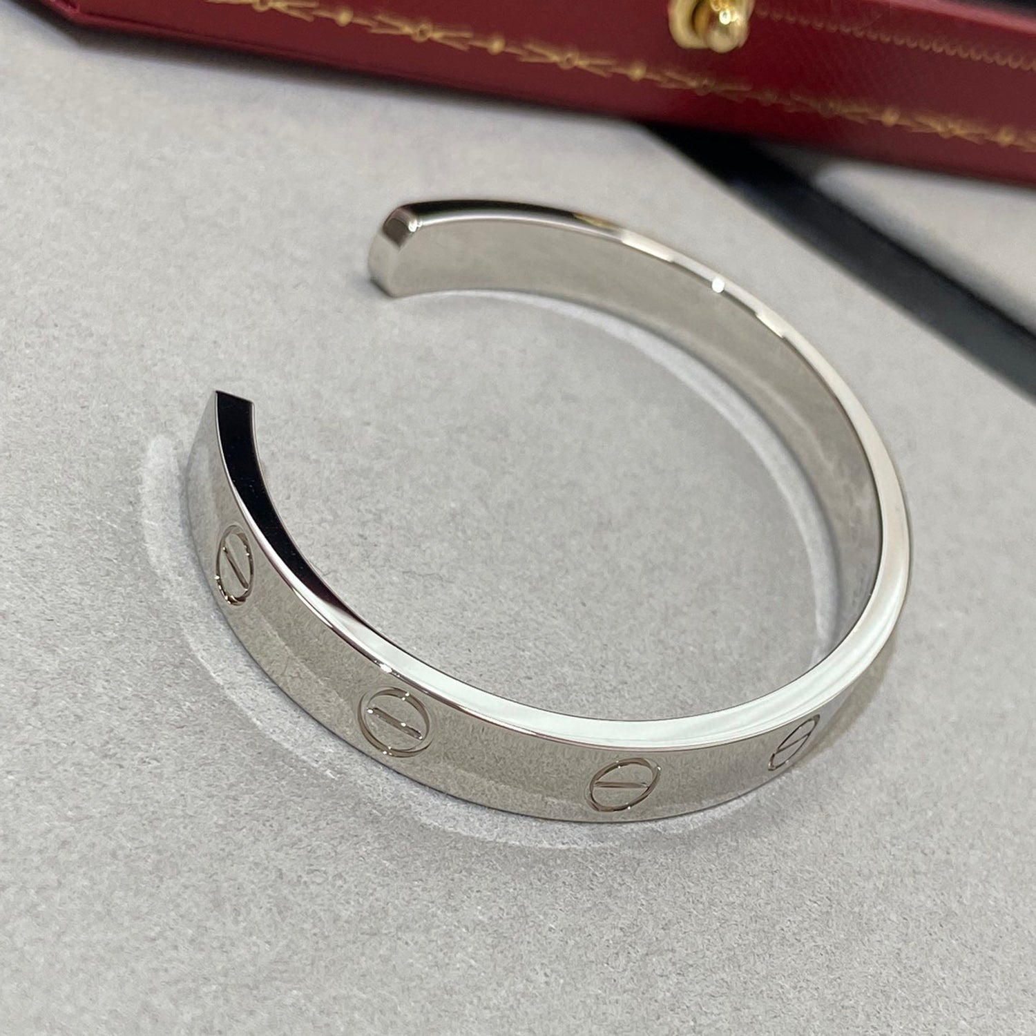 TimiLOVE BRACELET 6.1MM 1 DIAMOND OPEN CUFF