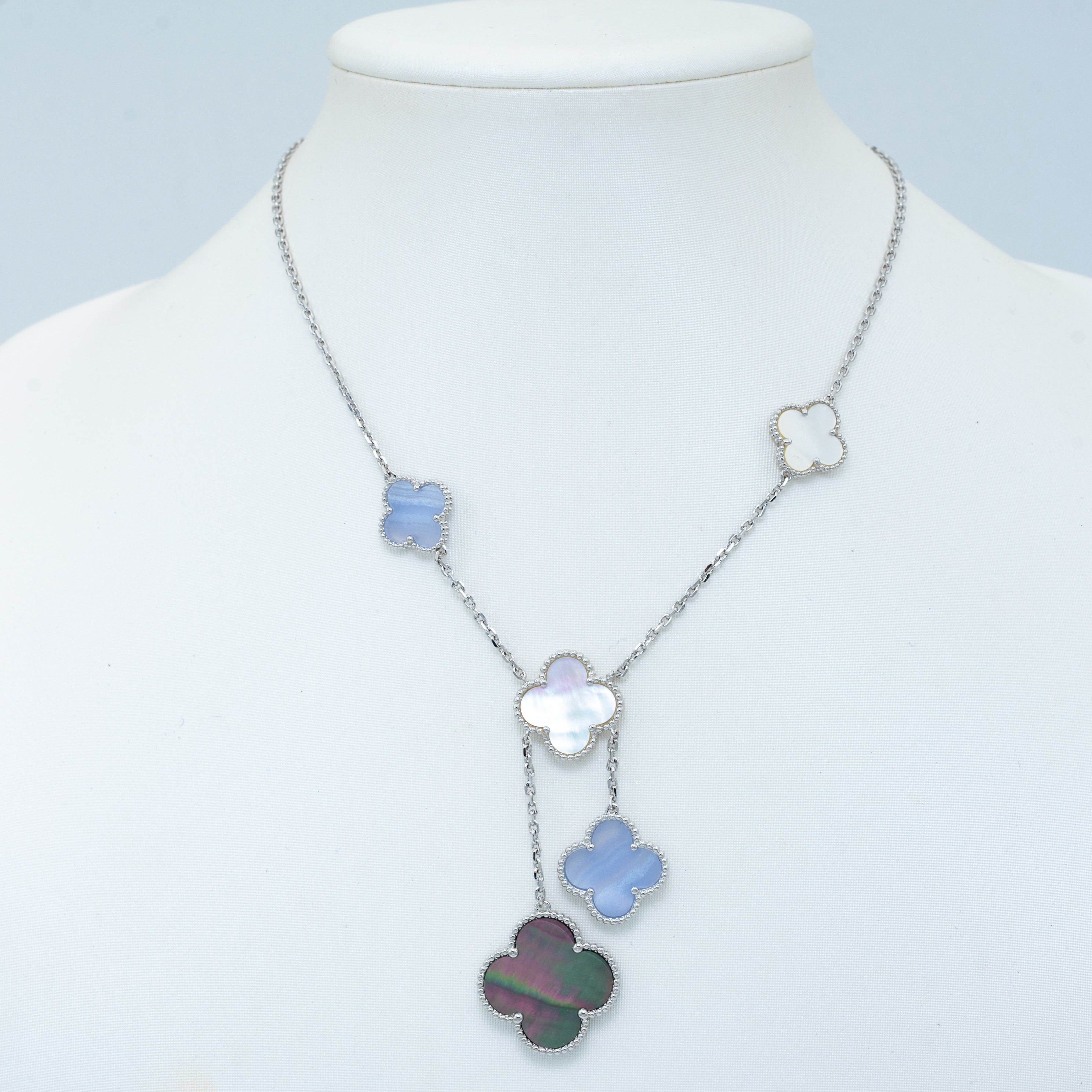 TimiCLOVER MOP CHALCEDONY NECKLACE SILVER 6 MOTIF