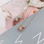 TimiJEUX DE DIAMOND NECKLACE