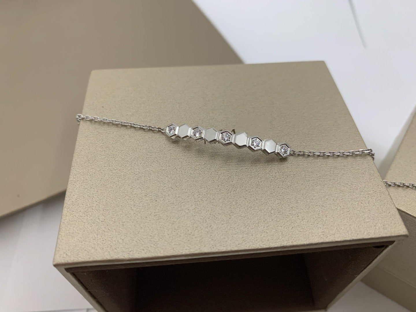 TimiBEE LOVE BRACELET DIAMOND
