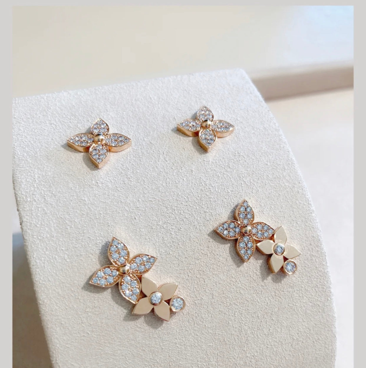 TimiSTAR BLOSSOM STUD EARRINGS PINK GOLD DIAMONDS