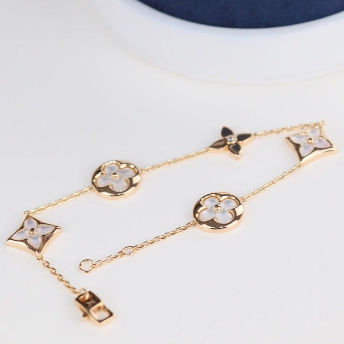 TimiLEAF CLOVER BRACELET