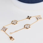 TimiLEAF CLOVER BRACELET