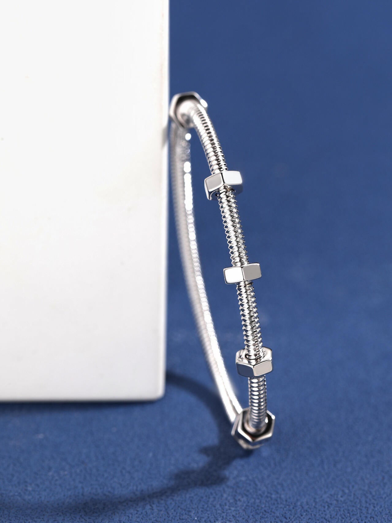 [Timi]CT THREADED BRACELET