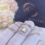 ¡®Timi¡¯CLOVER WHITE MOP SINGLE FLOWER BRACELET