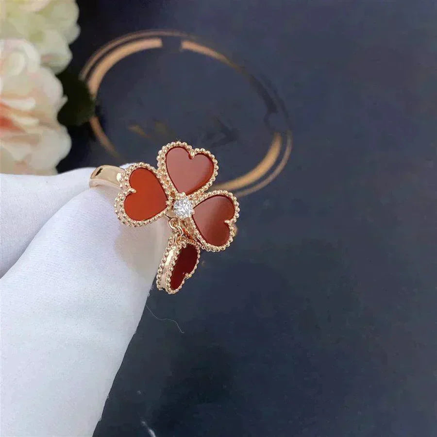 TimiSWEET CLOVER CARNELIAN RING