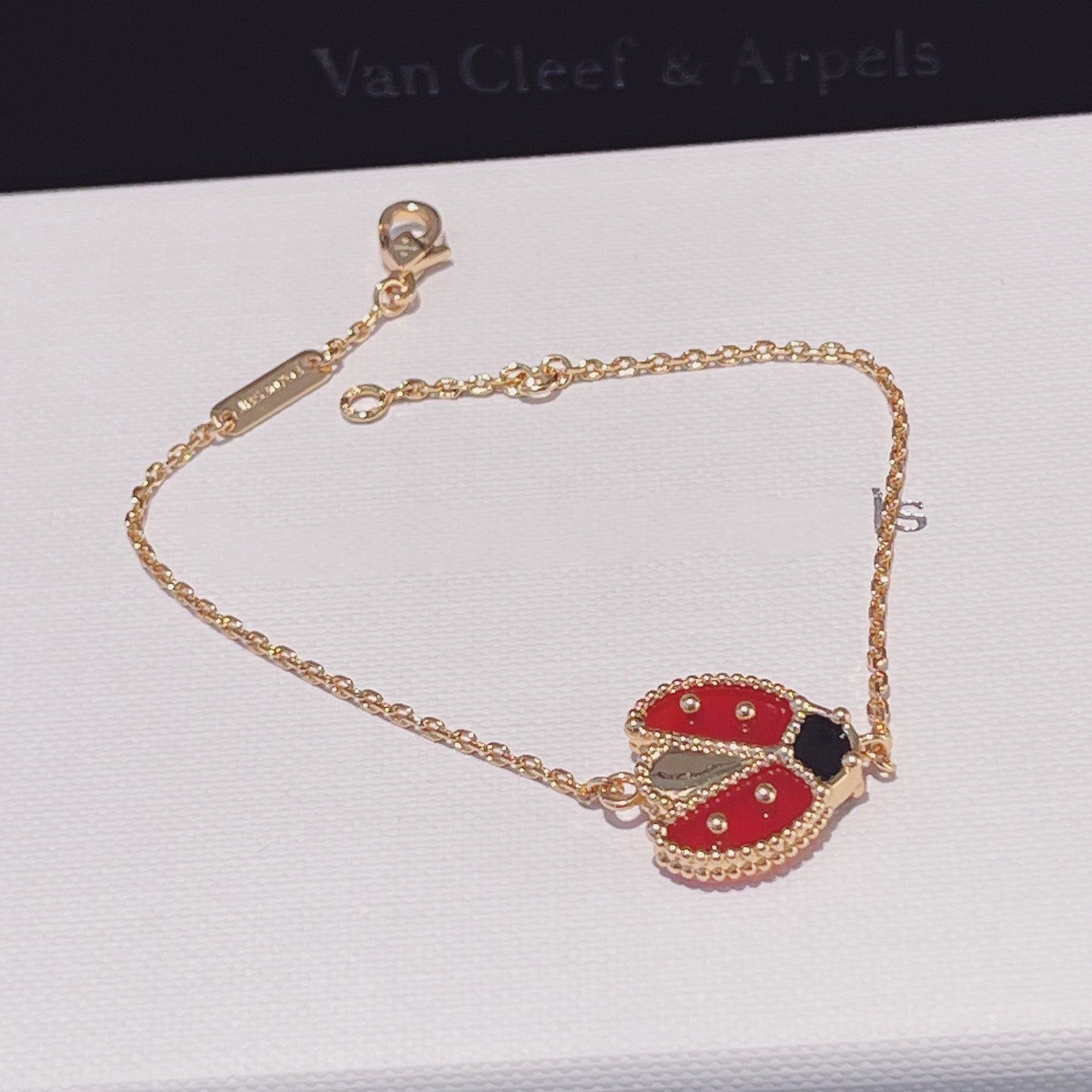 ¡®Timi¡¯LUCKY SPRING 1 MOTIF PINK GOLD BRACELET